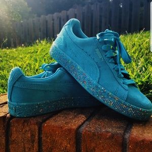 Suede Puma shoes